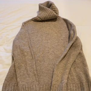VICI Knit Turtleneck